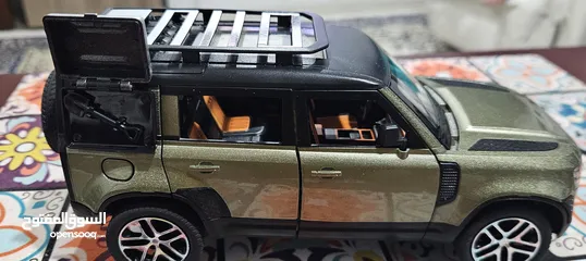  12 للبيع land Rover Defender  1:24