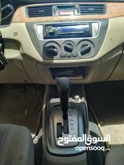  5 ميتسوبيشي لانسر موديل 2011 للبيع