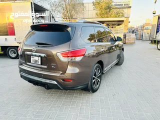  9 Nissan Pathfinder 2015