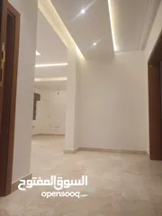  3 شقة أرضية جديدة ماشاء الله للبيع حجم كبيرة في المدينة طرابلس منطقة سوق الجمعة الحشان