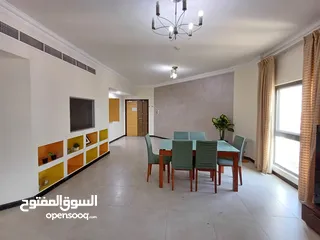  12 Prime Location Near Oasis Mall  Huge Flat  Family Building  Kids Play Area