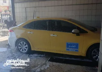  2 تكسي طبعة الزرقاء كورولا هايبرد 2023 للبيع  بسعر ممتاز