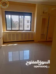  17 شقة مميزة للبيع في عبدون الشمالي  - قرب السفارة الهولندية طابق ثاني 220م بسعر مغري