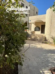  13 فيلا للبيع في جبل الحسين من المالك مباشرة