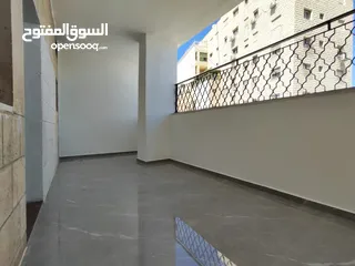  10 شقة للايجار في الرام اول نزول الكسارات قرب سوبر ماركت السلايمه
