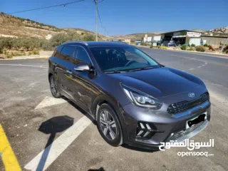  4 كيا نيرو 2021