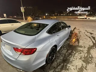  1 كرايسلر C200