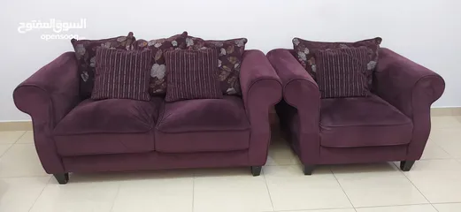  2 Home Centre sofa set