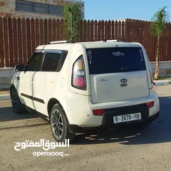 2 كيا سول بنزين 2010 اوتومات