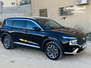 4 سنتافي هايبرد 2023