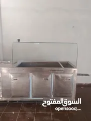  2 اغراض مطعم شبه مستعملة بحالة جيدة جدا