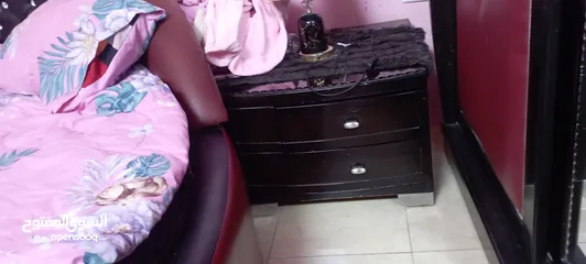  8 غرفة نوم دائرية ملوكية راقية جدا