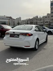  10 تويوتا كارولا ترخيص 2022 محرك 1800 هايبرد جير أوتوماتيك 170 حصان