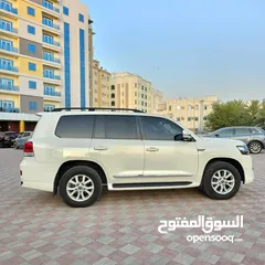  2 Toyota Land Cruiser VXR V8 2016 Model Full Option