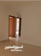  1 شقه للبيع مقابل مطعم التيسير بجانب سوبر mk