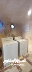  1 عده محل دراي كلين  غساله ونشافه ونورفه كوي ايطالي.