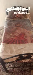  2 تخت سرير مع اللحاف