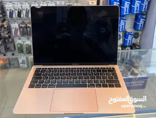  4 MAC Book Air