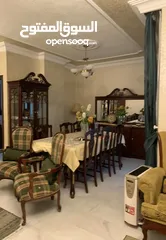  3 اثاث مستعمل بحالة جيدة