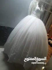  7 فستان عروس عدد 2 للبيع