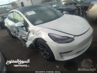  13 تيسلا موديل  3 2022 Standard range RWD في حالة ممتازة