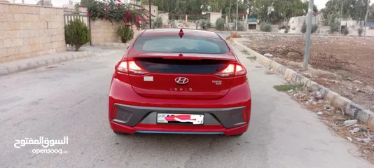  6 هيونداي ايونيك مميزة ترخيص طويل 2019 للبيع