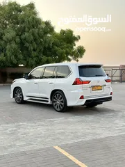  4 للبيع استيشن لكزس LX 570 2018 ع سيرفس وكاله