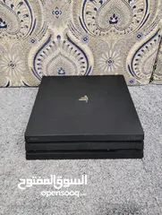  4 للبيع PlayStation 4 برو  شغال مو مفتوح