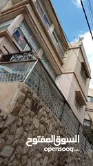  15 عماره للبيع مكونه من 3 طوابق الزرقاء حي النزهه