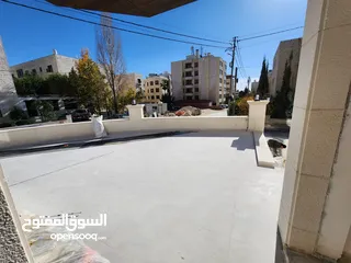  17 شقة للبيع في الصويفية ref : 14279
