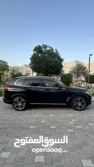  4 BMW X5 40i 2023