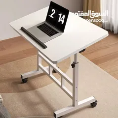  10 الطاولة الجانبية المتحركة – عملية وأنيقة   تصميم عصري يناسب أي زاوية بالبيت ويضيف لمسة مرتبة.