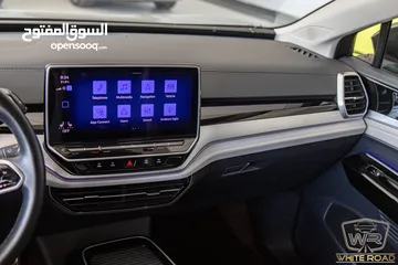  18 Volkswagen ID6 Crozz Pro 2022  السيارة مميزة جدا و قطعت مسافة 31,000 كيلو متر