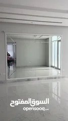  29 Glass mirrors aluminum works