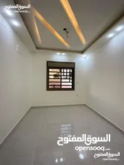  4 شقه ارضيه فاخره