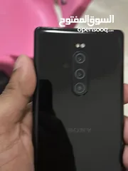  3 Sony Xperia 1