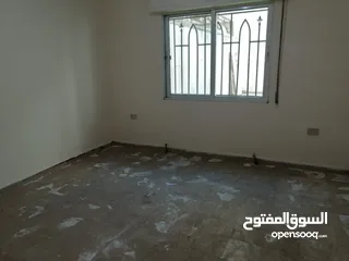  8 شقة أرضية مميزة للبيع في خلدا  - خلف السيفوي 91م مع حديقة وترسات 140م بسعر مغري