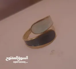  4 خواتم جديدة غير ملبوسة
