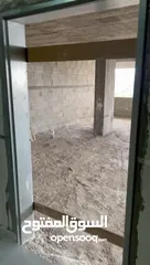  5 عمارة الياسمين بيت امر بالقرب من بوابة صوريف