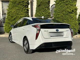  2 تويوتا بريوس 2018 كاش او اقساط عن طريق المعرض
