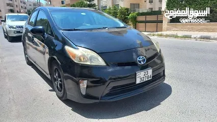  19 تويوتا بريوس لون اسود ملوكي 2014 فحص 3 جيد بسعر مغري قابل للبدل