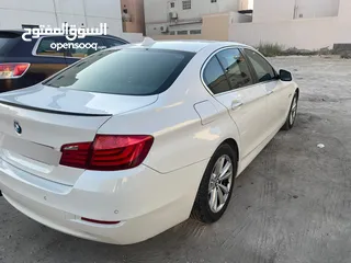  3 BMW 523 Model 2011