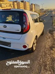  8 كيا سول كهربائية موديل 2018 لون ابيض وارد كوري