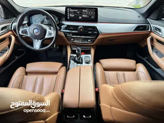  15 BMW 530e M Package 2021