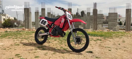  1 honda cr250r   موديل 1988
