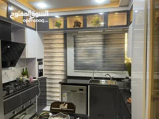  8 تفصيل و تركيب و صيانة جميع انواع ستائر الزيبرا التركية و اللنن و الرولو و جميع انواع الستائر القماش