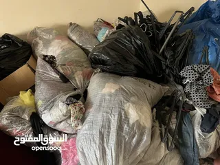  1 ملابس بالة للبيع المستعجل