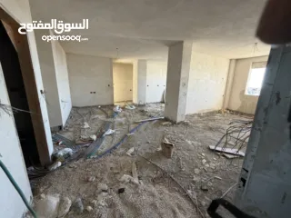  2 شقة للبيع بيرزيت مقابل الجامعة