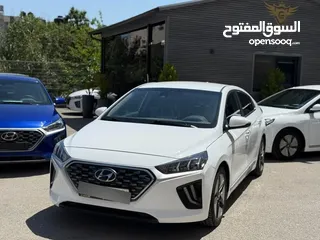  1 مطلوب سياره ايونيك نيرو سكودا فحص نضيف