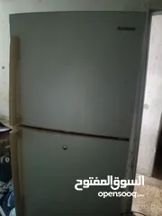  1 ثلاجة سامسونج شغاله ميه ميه